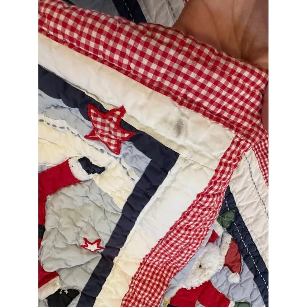 Pottery Barn Kids Twin Size Christmas Quilt And Sheet Set. Please See ALL Photos